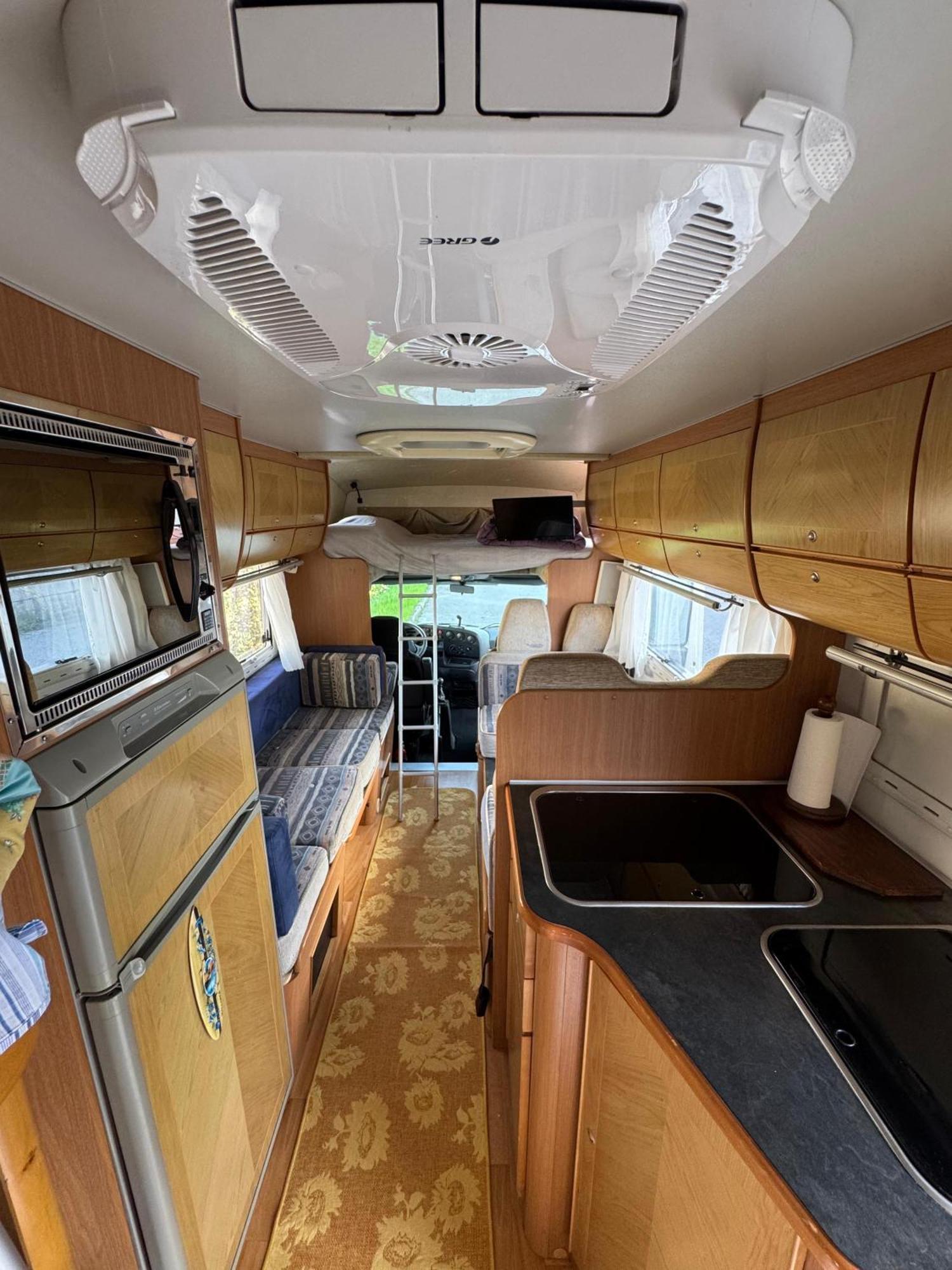 Autocaravana En Apartamento